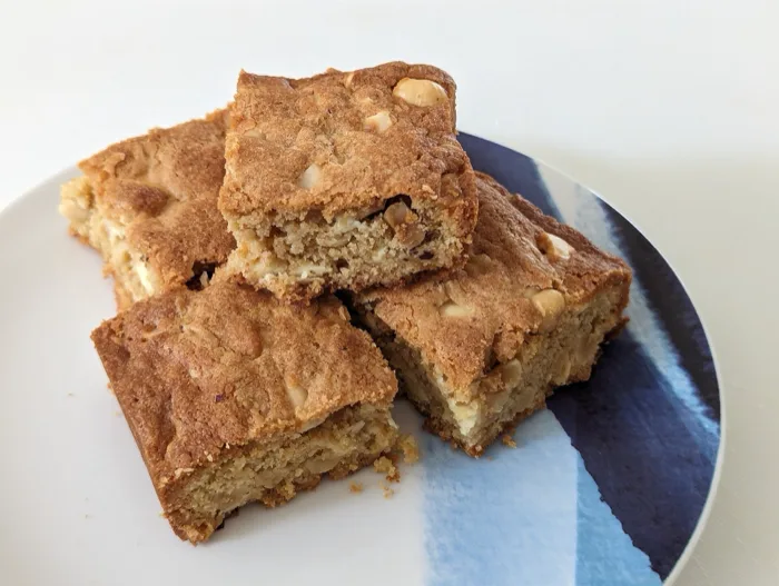 Blondie Confection