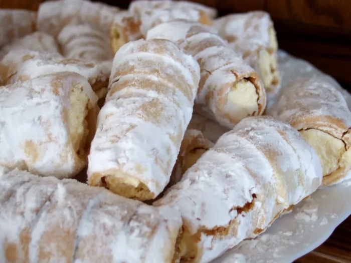 Cream Tubes