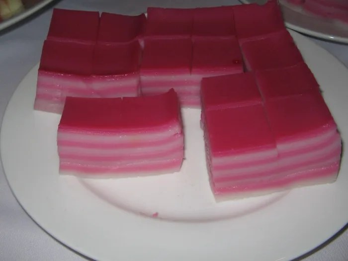 Khanom Chan