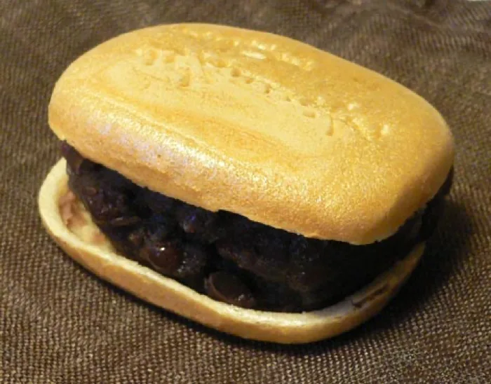 Monaka