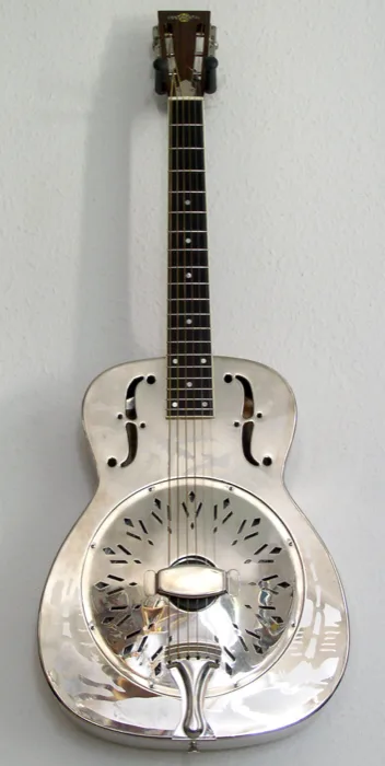 Guitarra Ressonadora