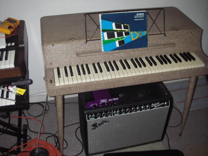 Piano Eletrico
