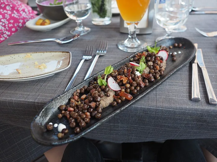 Grey Peas