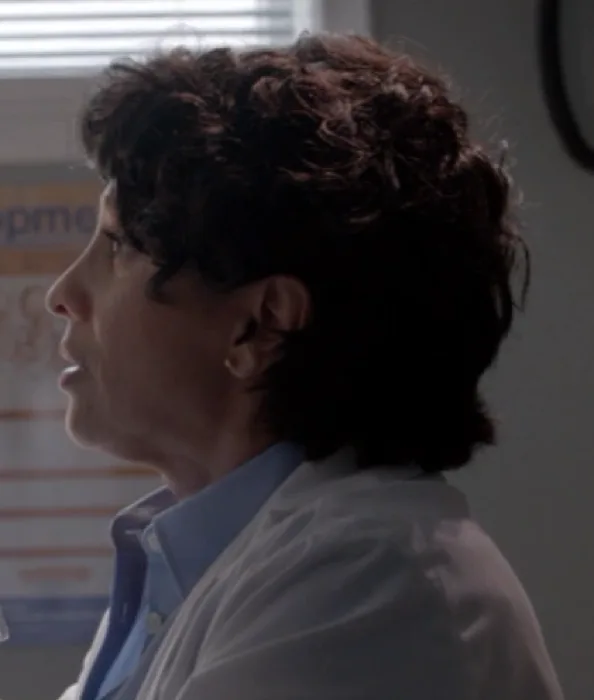 Dr Elizabeth J Schaefer