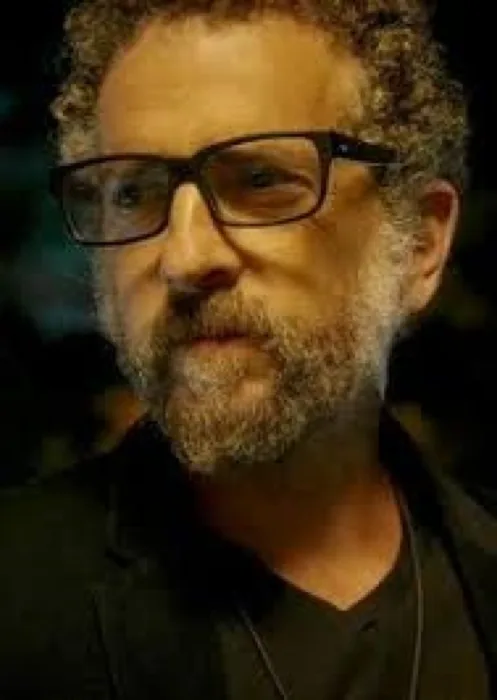 Andrew Holland