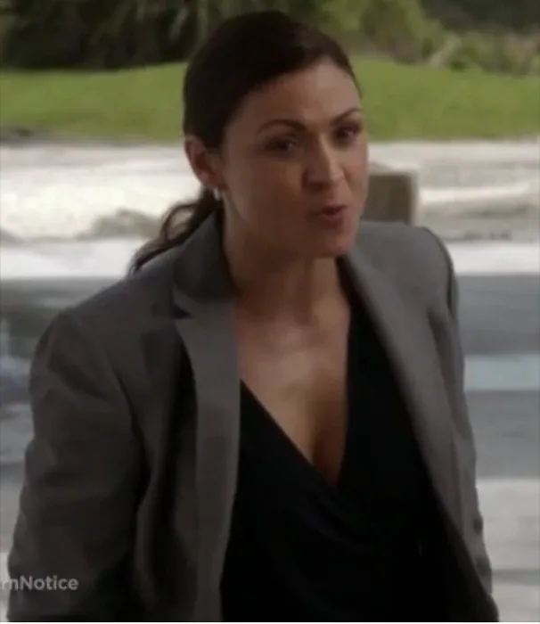 Detective Holloway