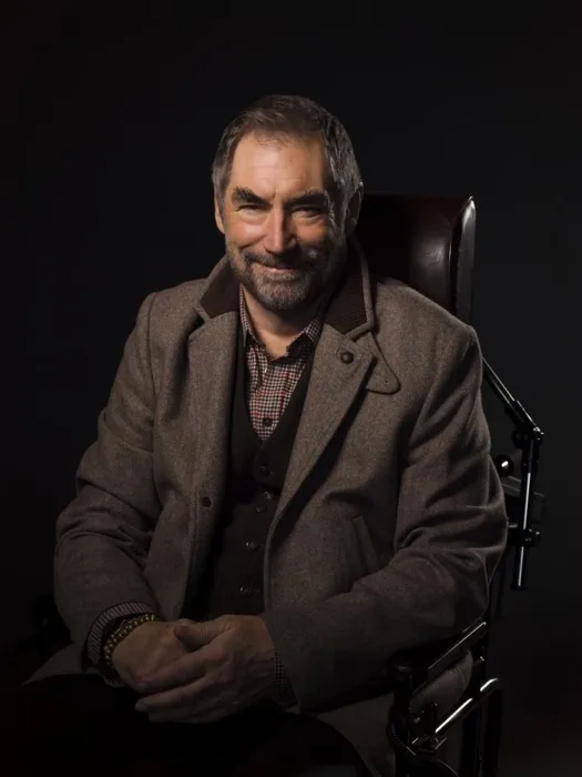 Niles Caulder