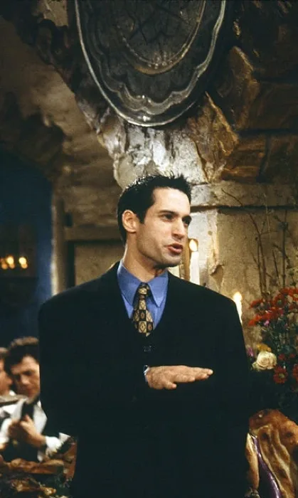Nikos Crane