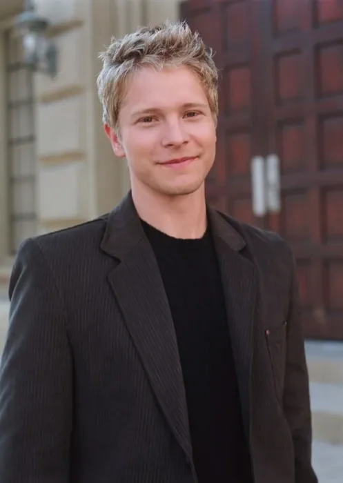 Logan Huntzberger