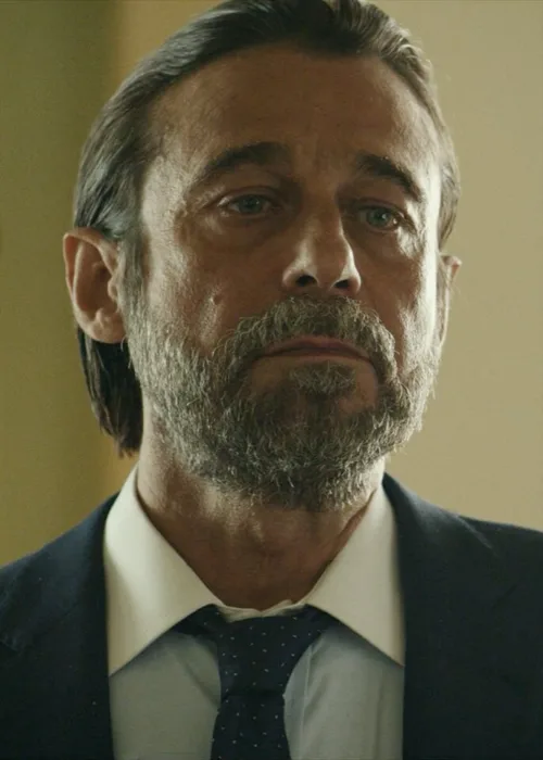 Nicolas Reyes