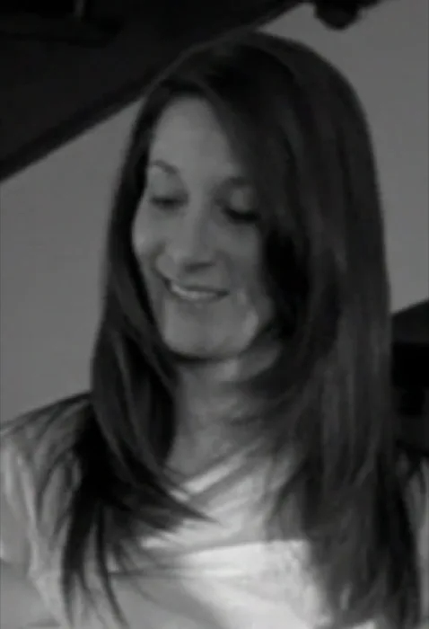 Julie Teeger Housewife