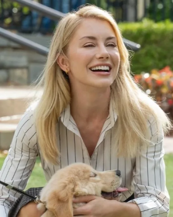Emilia Harcourt Earth 2