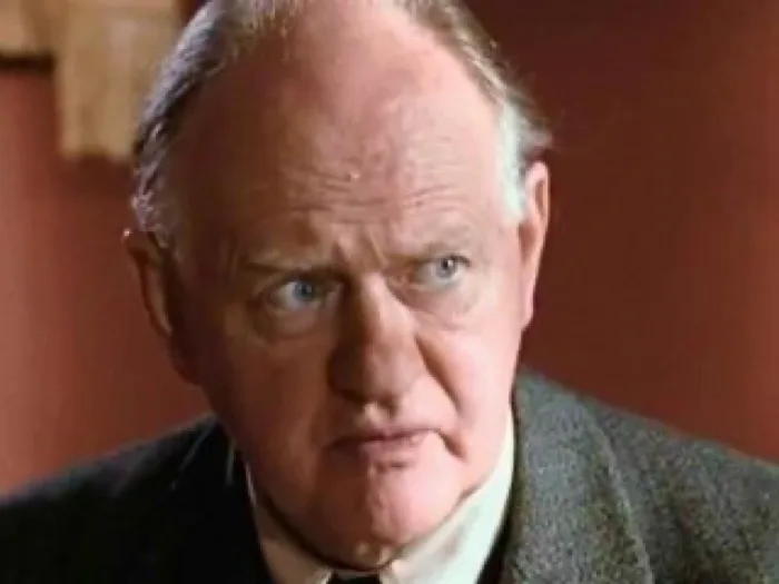 Dr Sheppard