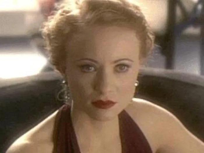Eve Carpenter