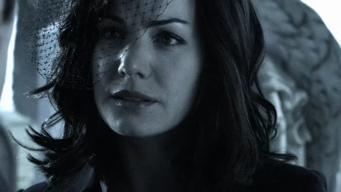 Lois Queen
