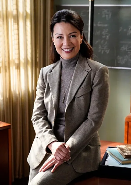 Carol Lee